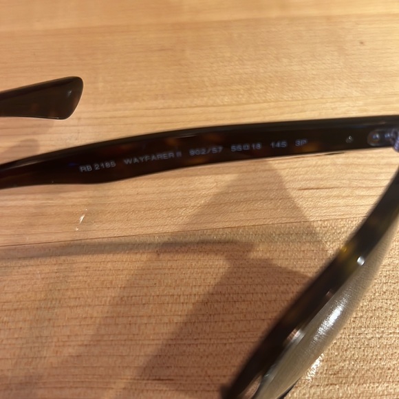 Polarized Ray-Ban Sunglesses - Picture 3 of 4